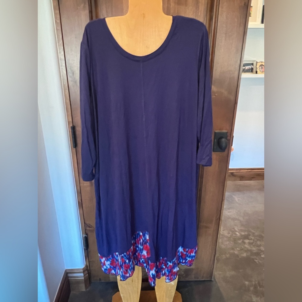 LOGO Lori Goldstein large petite SP blue/purple dress with floral hem/edge